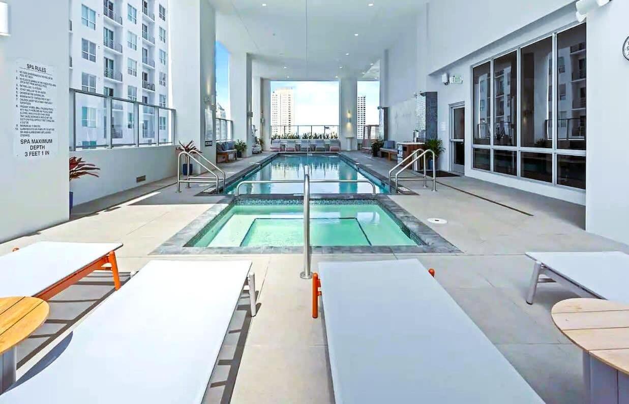 Heart Of Downtown Miami Studio Pool & Gym Appartement Buitenkant foto